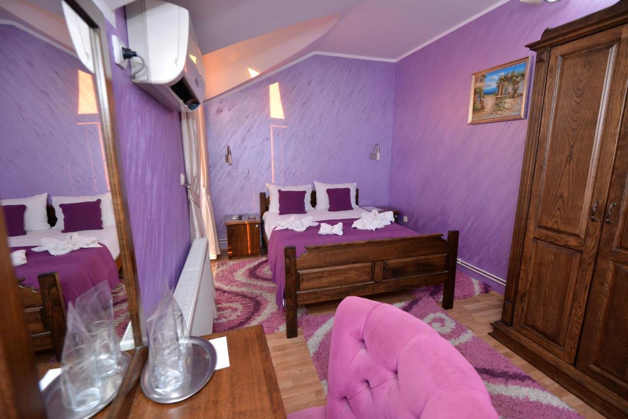 Garni Hotel Kaca Крагуевац Екстериор снимка