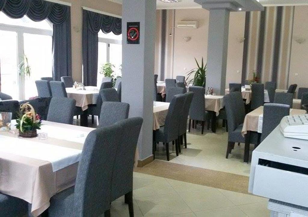 Garni Hotel Kaca Крагуевац Екстериор снимка
